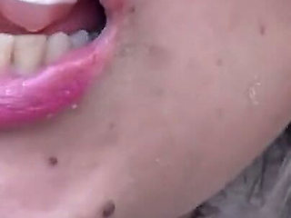 Swallowing Extreme and Big Pig-shaped Rubber Bands