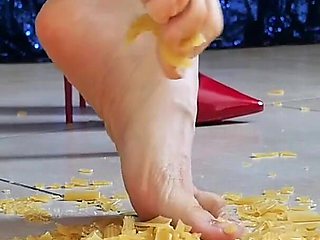 I Crush Pasta in Bare Feet Asmr