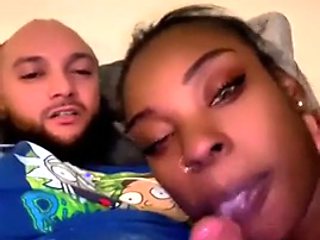 Ebony loves sucking dick