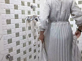 Sister-in-law fucked naked in the bathroom