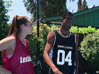 Bella Rolland Threesome with Thick Ass Daphne - Big Tits Blowjob and Cumshot