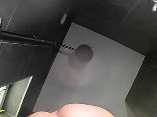 Look at the Cool and Hot Secrets My Toilet Hides.