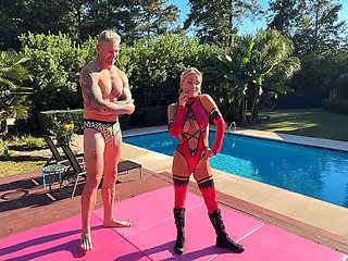 Outdoor Sexwrestle Tatiana Steele Vs Jay Spear