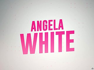 Living With Influencers With Angela White, Lasirena69, Angel Youngs - Brazzers