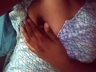 Sri Lankan woman seduces her partner via video call until orgasm Just love with Big boobs and wet pussy