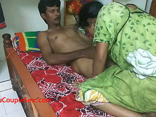 Telugu Aunty Enjoying Her Anniversary By Having Hot Desi Sex