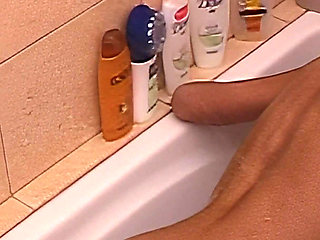 All the Golden Showers and Pee Videos of Lee Anna