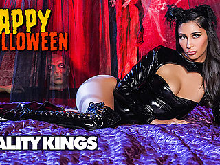 REALITY KINGS - Sexy Gianna Dior Gets Her Tight Pussy Pounded After Getting Her Adrenaline Up In A Haunted House