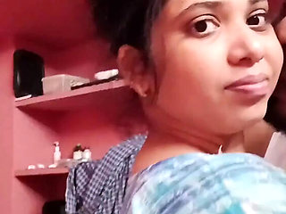 First Time Hot Indian Couple - Apple Porn in Mumbai Romance
