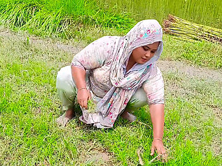 Desi Village Hot Bhabhi Hot Big Ass Sex Enjoy Everyone Xxx video