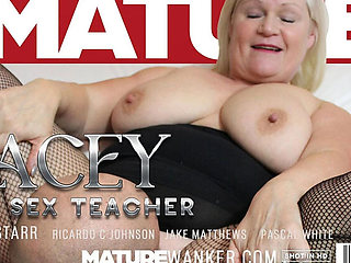 Lacey the Sex Teacher Gives a Private Lesson