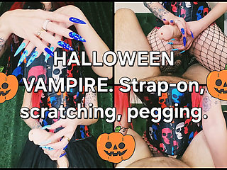 Halloween Vampress: Strapon, Scratching