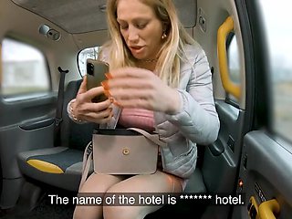 Stacked blonde fucks a cabbie for concert tickets