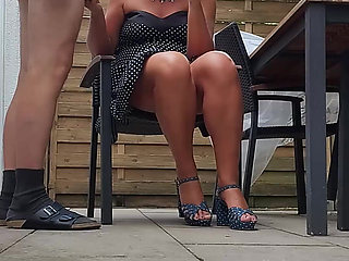 The Beautiful Model First Posed, Then Swallowed the Semen and Urinated