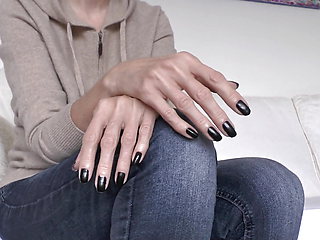 Lady Victoria Valente - Black Fingernails