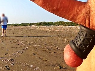 ANAL FINGERING FOR A WHORE: public beach whore analized and handjob