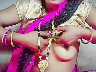 Desi village bhabhi anal try masturbation