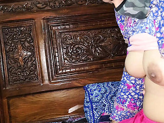 Hot Indian Princess Lifts Both Legs for Intense Fucking