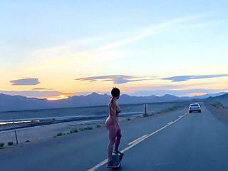 Rahyndee Desert One Wheel Cruising Naked