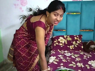 I went to Chachi room because her husband went outside and we share single bed fuck her Full Hindi Viral Video