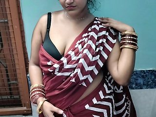 Newly married Desi Bhabhi is not satisfied with her husband