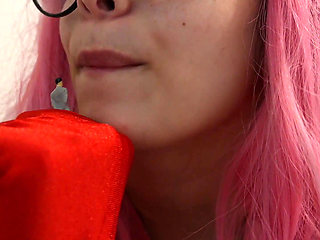 Im Spending a Romantic Day with My Giantess Love for This Moment, Im Even Putting on a Red Glove