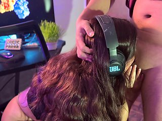 Fucked a Gamer Girl Hard, and She Got an Orgasm From the First Person Close-up