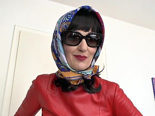 Big Sunglasses Show - Headscarf Makes You Cum