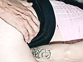 A Knee Massage Ends in Three Delicious Orgasms