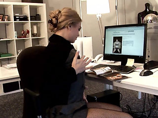 Blonde office bitch like to fuck on table