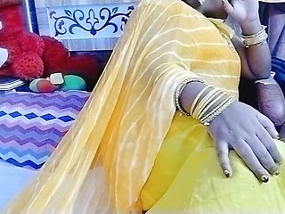 Hot sexy desi village aunty HotGirl21 sexy romance with here boyfriend hotdesixx.