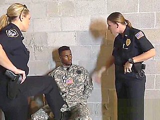 Fake soldier makes cops put their steamy cunts to squirt
