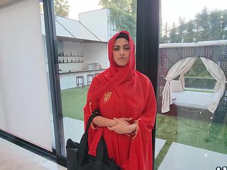 Tattooed latina slut Sophia Leone gets her pussy railed in pov style