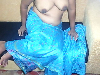 Desi Maid Dressed with Wire's Saree to Seduced