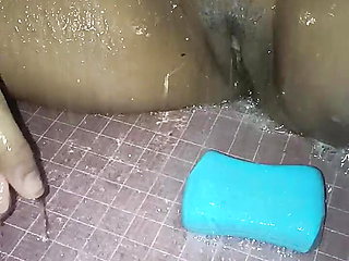 desi girl shower in pussy fingering