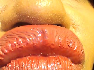 Fetish Clips And Beyond - Oily Lip Sniff