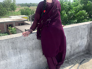 Bhojpuri - Indian Cute Desi Bhabhi gave me pleasure of her body and took my dick in her pussy