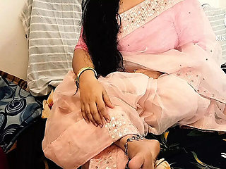Desi Bhabhi Salmaan001 Loud Moaning Anal Fuck in Hindi - Indian Aunty Role Play