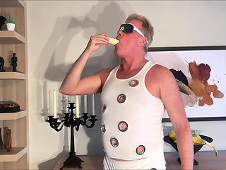 Banan-ass- Oo1
