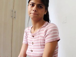 My Stepsister Teaches Me How to Fuck Me, Porn in Spanish