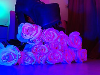 CRUSH WHITE ROSES WITH UGE BOOTS