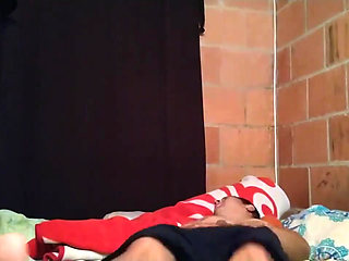Latino Masturbating in the Room