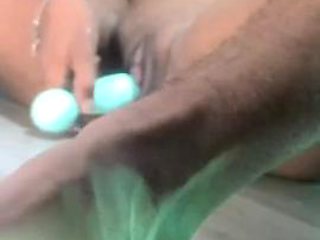 Pussy Play