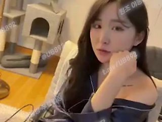 3204 pjs s bitch beach bitch live broadcast rice cake blowjob part 1 Korean tele UBE892