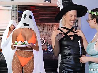 Ghost Swap at Halloween Cosplay Threesome Party with Xander Corvus, Emma Hix and Latina LaSirena69