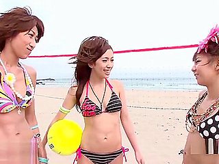 Four Japanese Volleyball Girls in Orgy -Uncensored JAV-