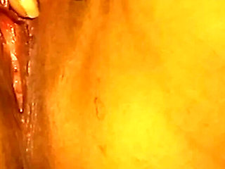 Eva Pur’s Hairy Mature Pussy Close-Up – Amateur MILF Solo