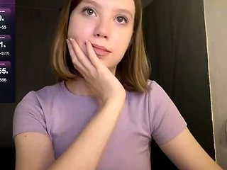 Brunette Solo Webcam Masturbation