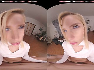 VR experience with blonde Candee Licious in intense anal action