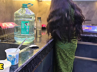 Indian Boss Fucks Employee's Wife at Home - Sammy Sins Rough Sex